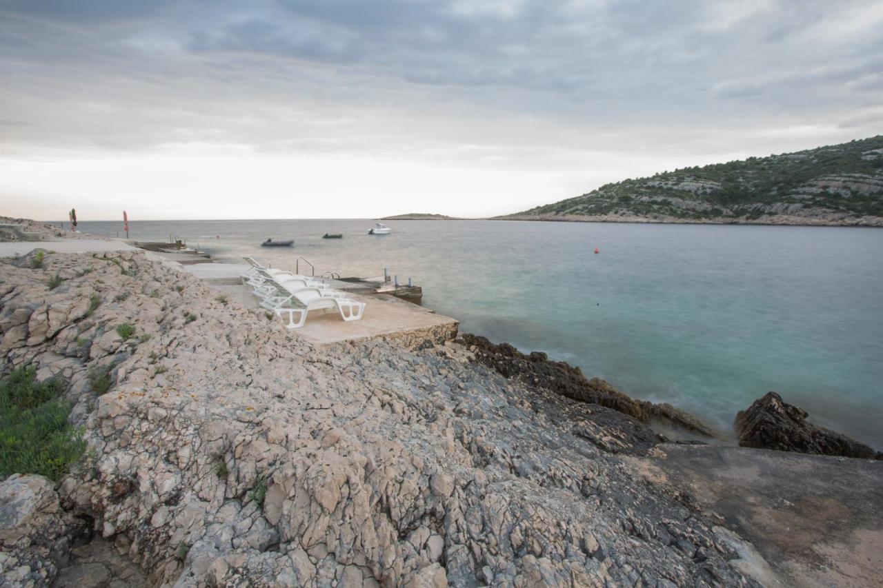 Apartments By The Sea Razanj, Rogoznica - 7484 Екстериор снимка