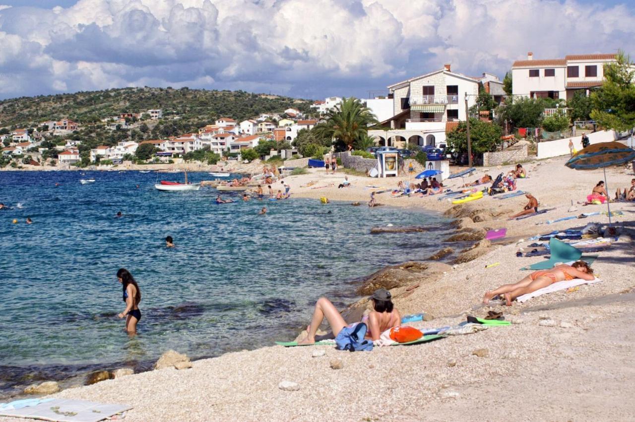 Apartments By The Sea Razanj, Rogoznica - 7484 Екстериор снимка