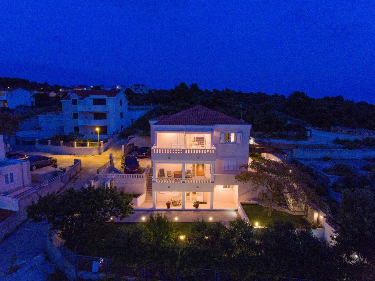 Apartments By The Sea Razanj, Rogoznica - 7484 Екстериор снимка