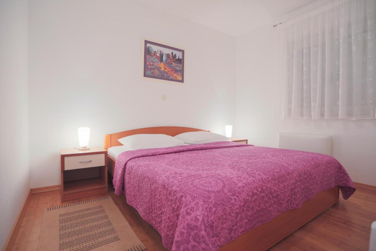 Apartments By The Sea Razanj, Rogoznica - 7484 Екстериор снимка